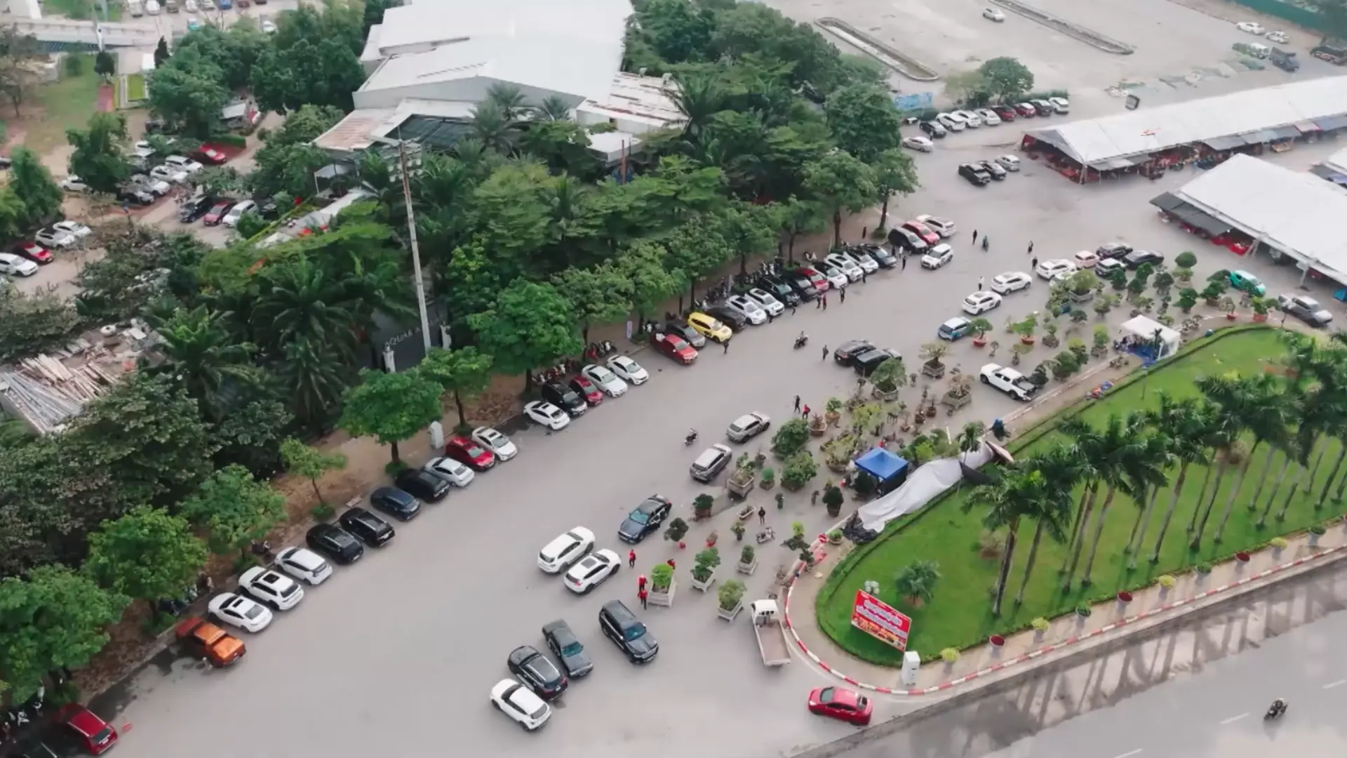 Nhìn lại thị trường xe Việt Nam trong năm 2025